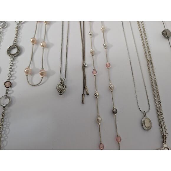8 Delicate Layering Necklaces Lot: Silver Tone, Pink Pearl, Key Pendant, Resale - Picture 8 of 9
